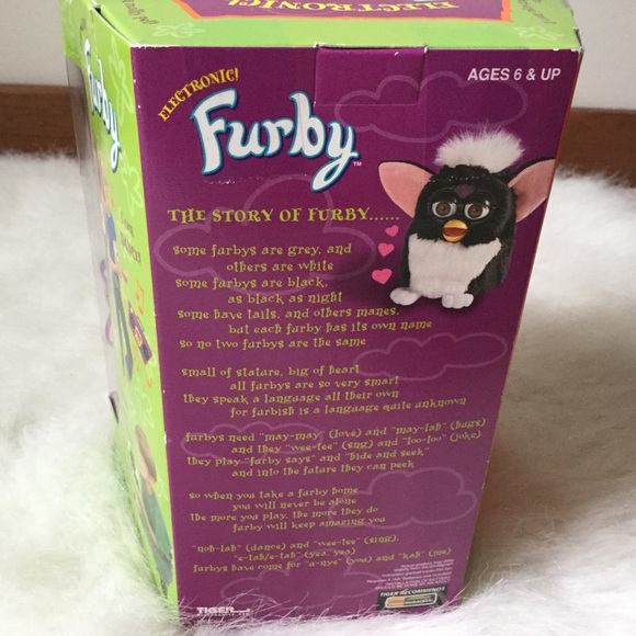 🎉VINTAGE🎉FURBY- ORIGINAL PINK AND GRAY💕🌸NWT - Picture 2 of 8